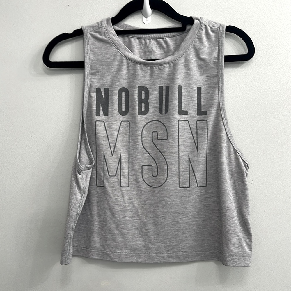 NOBULL Women's cropped Gray Tank Top